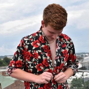 Meet your Posher, Clay